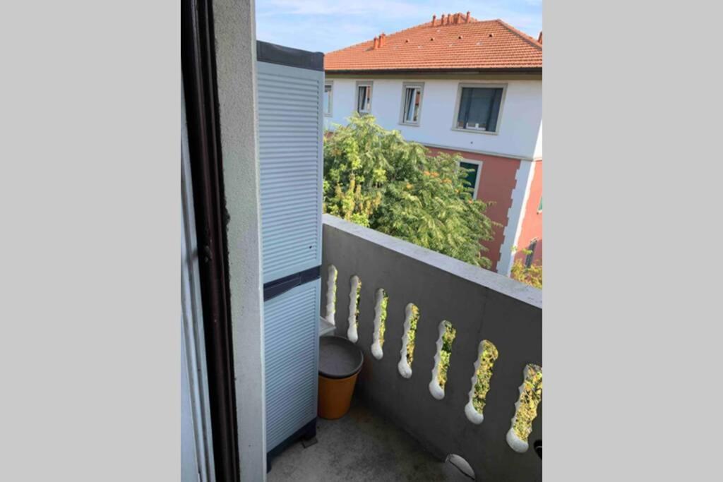 Appartamento Splendido Con Tutti Servizi In Zona Navigli Милан Экстерьер фото